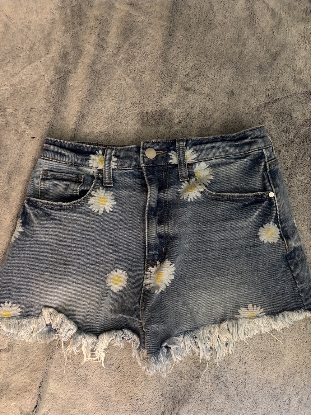 Daisy-Print Distressed Denim Shorts - Blue